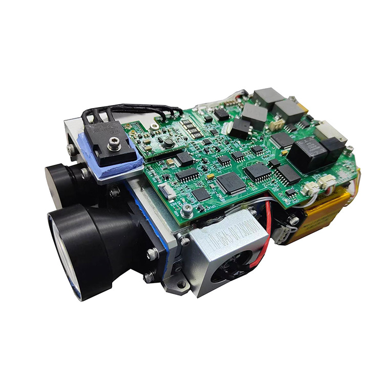 ¿Cómo funciona un designador de objetivos láser y cuáles son sus aplicaciones?